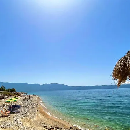 Ramo's Hilltop Retreat - 1rl Hébergement de vacances Vlorë
